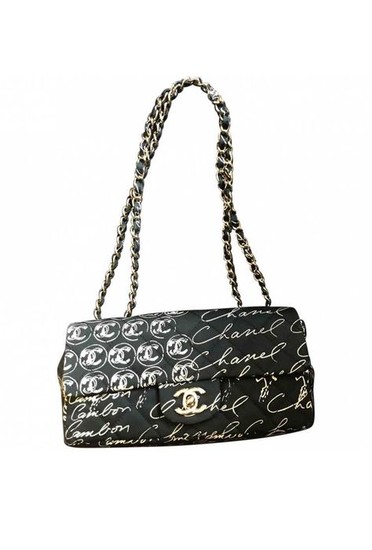 Chanel - Timeless Canvas Shoulder bag
