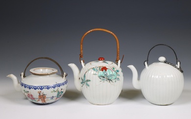 China, three ribbed porcelain teapots and covers, 19th-20th century