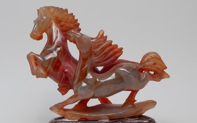 Chinese Cameo Agate Sculpture