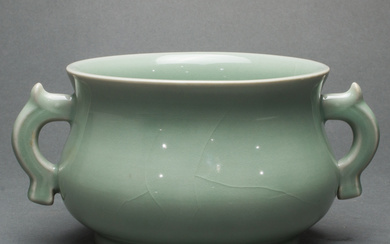 Chinese Longquan celadon type glazed censer