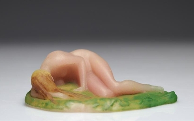 Daum Nancy sculpture in glass paste "young naked woman"