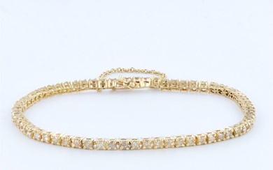 Elegant 14K Gold and 2CTW Diamond Tennis Bracelet
