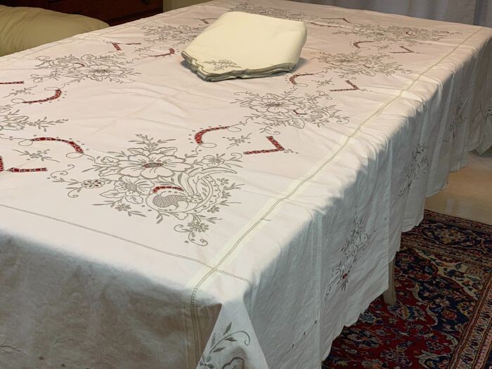 Elegant table cloth for 12 - 270 x 180 cm - Linen - Second half 20th century