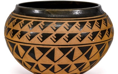 Endleman Native American Style Pottery 6.5IN Bowl