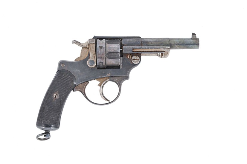 FRANCE Revolver 1874 civil Crosse bois... - Lot 93 - De Baecque et Associés