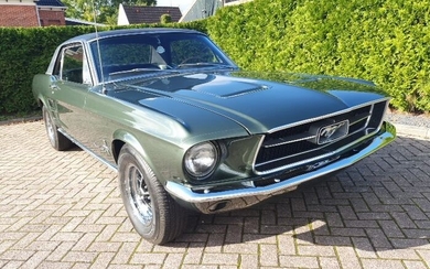 Ford - Mustang Hardtop Coupe V8 - 1967