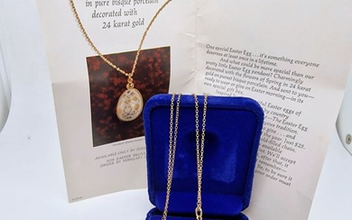 Franklin Mint 24k gold plated Easter egg pendant - Gold-plated - Necklace with pendant