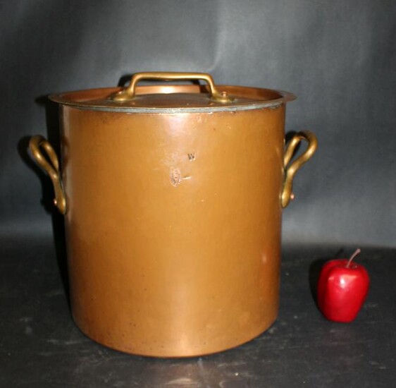 French Dehillerin large copper stock pot with lid