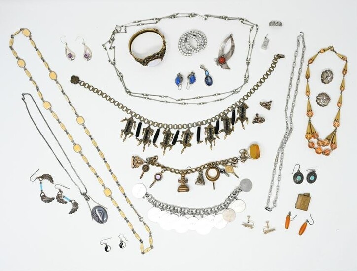 GROUPING OF STERLING SILVER & ANTIQUE JEWELRY