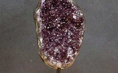 Gorgeous A +++ Amethyst on Stand, Uruguay - 240×122×75 mm - 1688.88 g