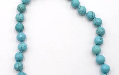Halskette, türkisfarben Steine sowie Keshi-Perle, Silberschließe, ca. L-46cm.
