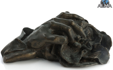 Ilana Goor (b. 1936) - Bronze "Patting" Sculpture