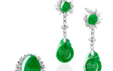 JADEITE AND DIAMOND RING AND PAIR OF 'COIN' PENDENT EARRING...