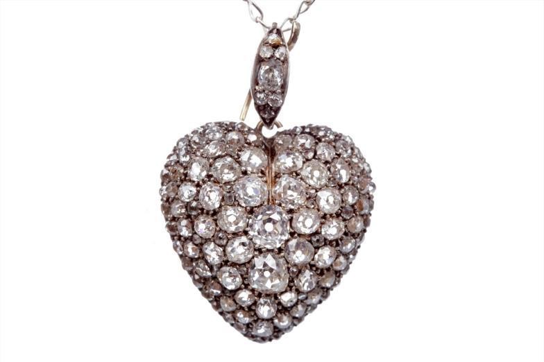 LATE NINETEENTH CENTURY DIAMOND LOCKET PENDANT, of heart shaped...