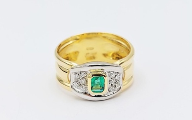 Leo Pizzo - 18 kt. White gold, Yellow gold - Ring - 0.31 ct Emerald - Diamonds