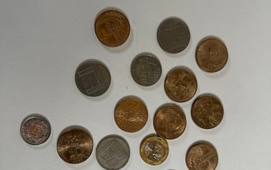Lot de vrac de monnaies dont pièce de 10 francs, 10 francs Turin en métal.