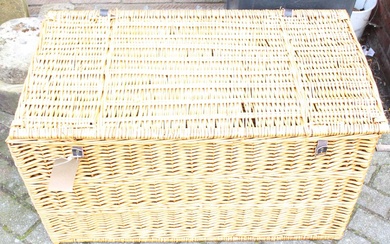 Lot details A large wicker basket with hinged cover, width...