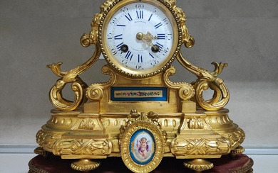 Mantel clock - Graverand, Paris - Napoleon III - Gilt bronze, Porcelain - 1860-1870