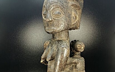 Maternity figure - Hardwood - Luba zela - Congo - 45 cm