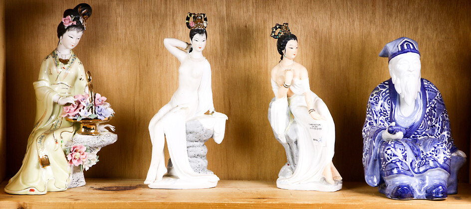 Porcelain Chinese figures