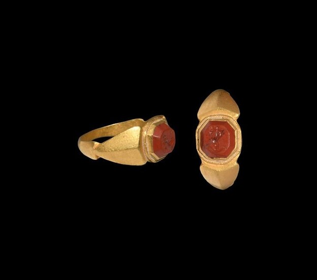Roman Dolphin Gemstone in Gold Ring