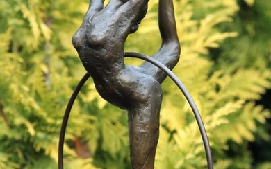 Sculpture, ballerina in hoepel - 40 cm - bronze marble