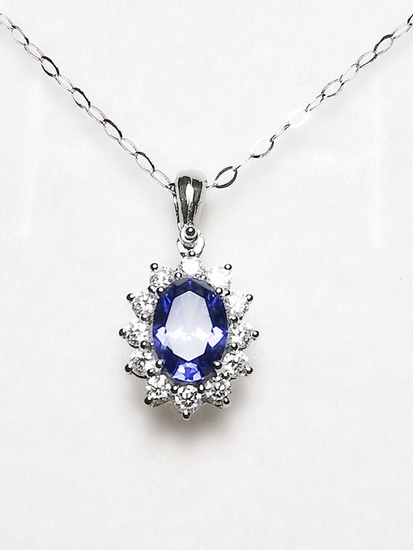 Senza Prezzo di Riserva - 18 kt. White gold - Necklace with pendant - 1.48 ct Tanzanite - Diamonds