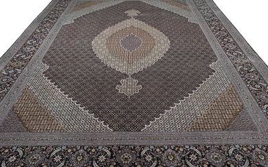 Tabriz - Carpet - 395 cm - 303 cm