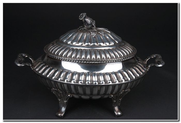 Tureen - .813 silver - Germany - mid 19th century