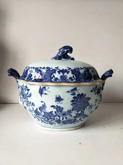Tureen - Blue and white - Porcelain - Bird, Flowers - China - Qianlong (1736-1795)
