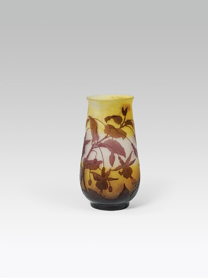 Vase with fuchsia