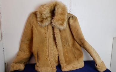 Vintage 90s Guess Women Leather Suede Coat