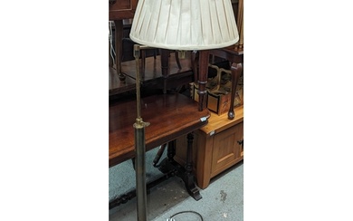 Vintage heavy brass hight adjustable lamp