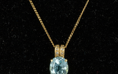 pendant with chain.