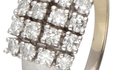 14K. White gold ring set with approx. 0.64 ct. diamond.