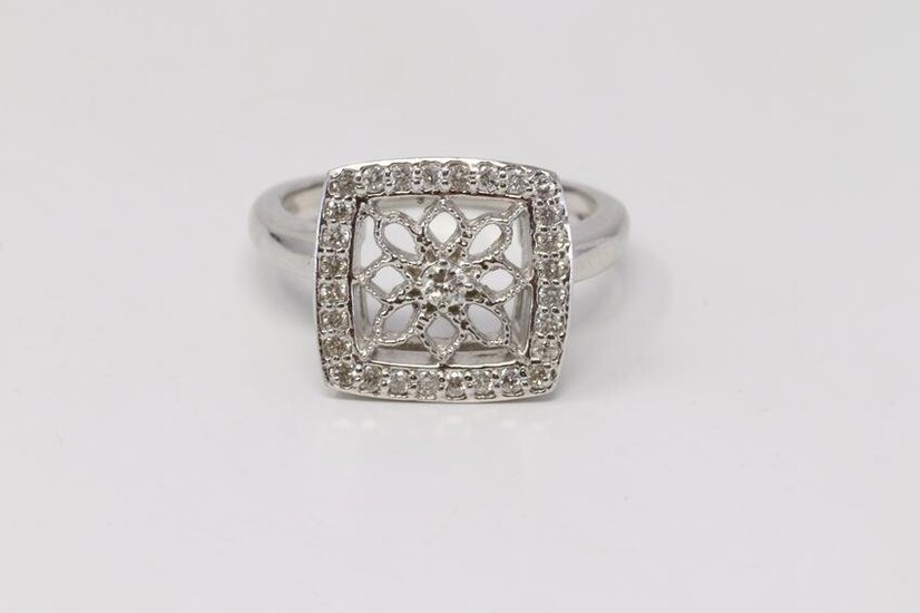 14KT White Diamond Ladies Ring.