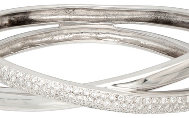 18K White gold crossover bangle bracelet set with approx. 1.92 ct. diamond.