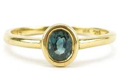 18K gold colour change sapphire solitaire ring, size N, 2.2g