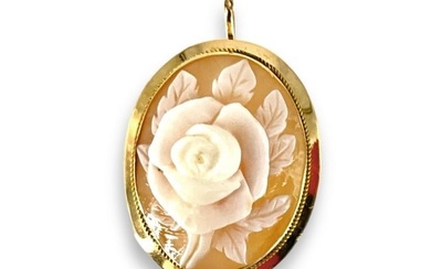 18kt Yellow Gold Carved Shell Pendant with Floral Design