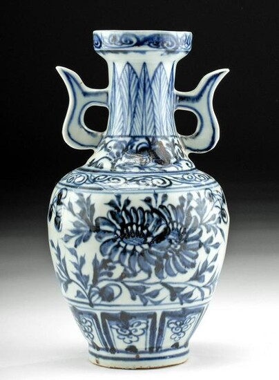 19th C. Chinese Qing Dynasty Porcelain Vase Florals