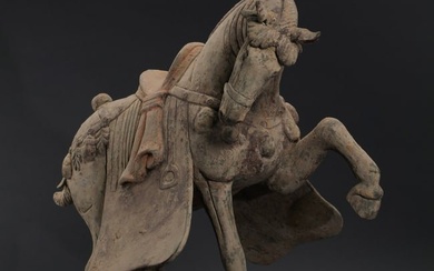 1ST - 3RD CENTURY HAN DYNASTY PAINTED POTTERY HORSE