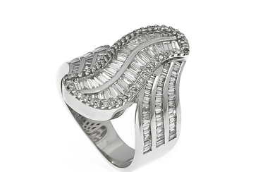 Brilliant ring WG 750/000 with diamonds and diamond...