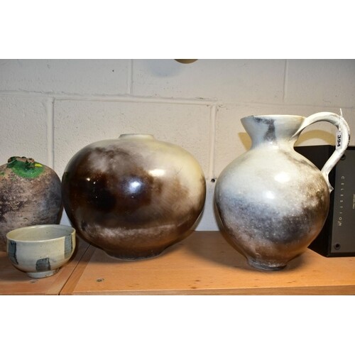 A COLLECTION OF STUDIO POTTERY to include a Trevor Corser fo...
