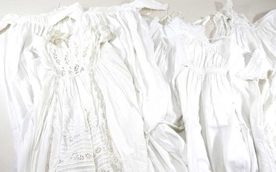 A collection of early 20th century white cotton and lace...
