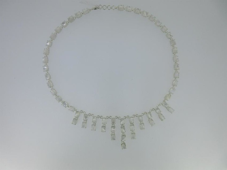 A moonstone set fringe necklace