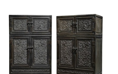 A pair of Chinese Qing Dynasty 17th century cloud dragon pattern rosewood four-piece cabinet