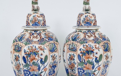 A pair of large hand-painted cashmere lidded vases in Delft style, France, 19th century
