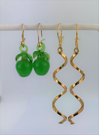 A pair of yellow metal twist drop earrings, L. 5cm together with a pair of apple shaped glass drop earrings on a hallmarked 9ct yellow gold