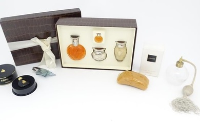 A quantity of assorted perfumes to include a boxed gift set of Safari by Ralph Lauren, Arpege by