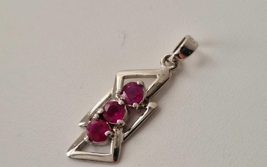 A white gold ruby pendant, 18ct